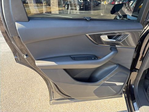 Used 2020 Audi Q7 3.0T Premium Plus w/ Premium Plus Package image 18