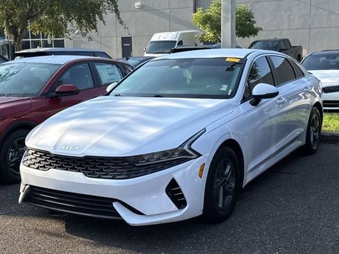 Used 2022 Kia K5 LX FWD image 3
