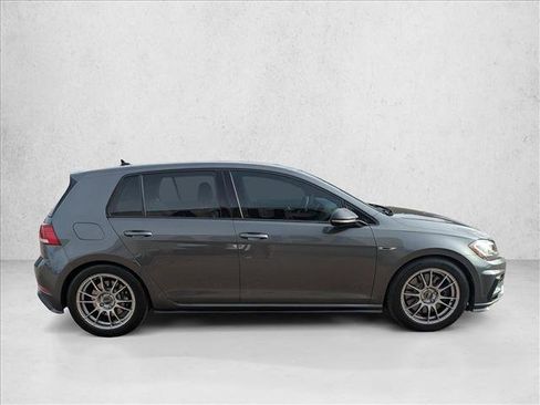 Used 2018 Volkswagen Golf 4-Door image 4