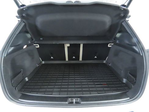 Certified 2025 Mercedes-Benz GLA 250 image 28