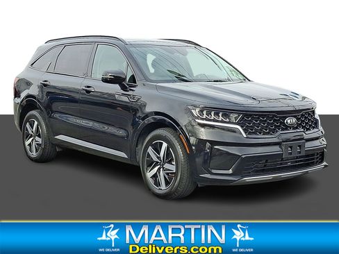 Used 2021 Kia Sorento S w/ Panoramic Sunroof Package image 1