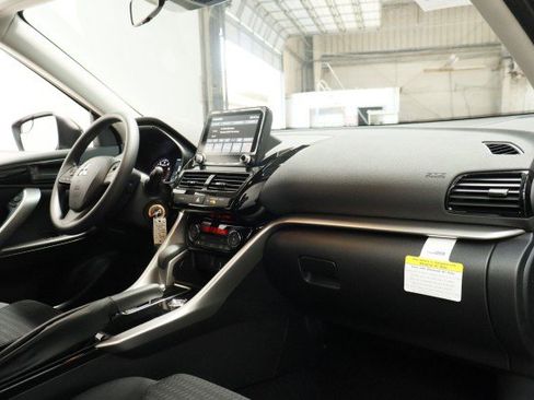 New 2026 Mitsubishi Eclipse Cross ES AWD/4WD image 17