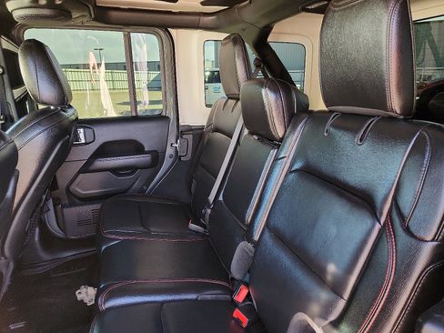 Used 2020 Jeep Wrangler Unlimited Rubicon image 10