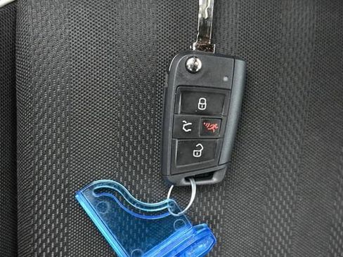 Used 2024 Volkswagen Jetta Sport image 45