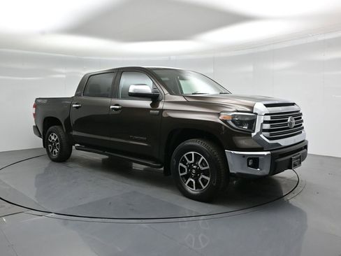 Used 2020 Toyota Tundra Limited w/ Limited Premium Package image 22