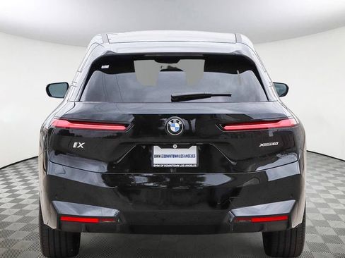 Used 2026 BMW iX xDrive60 w/ Premium Package AWD/4WD image 5
