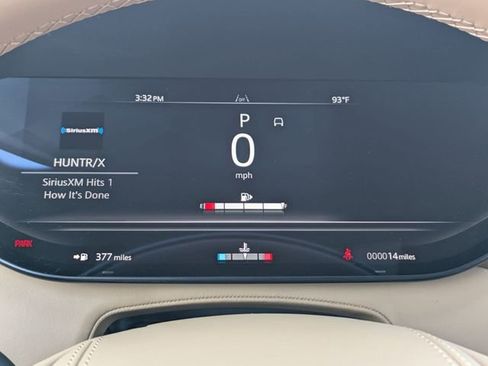 New 2025 Land Rover Range Rover Long Wheelbase SE image 8