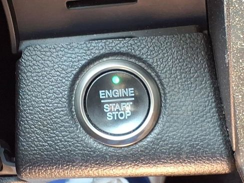 Used 2018 Ford F150 Raptor w/ Equipment Group 802A Luxury AWD/4WD image 20