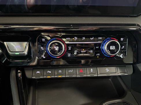 New 2026 GMC Sierra 1500 AT4 w/ AT4 Premium Package AWD/4WD image 20