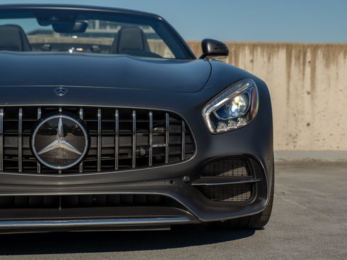 Used 2018 Mercedes-Benz AMG GT C image 12