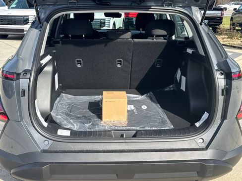Used 2026 Hyundai Kona SE FWD image 18