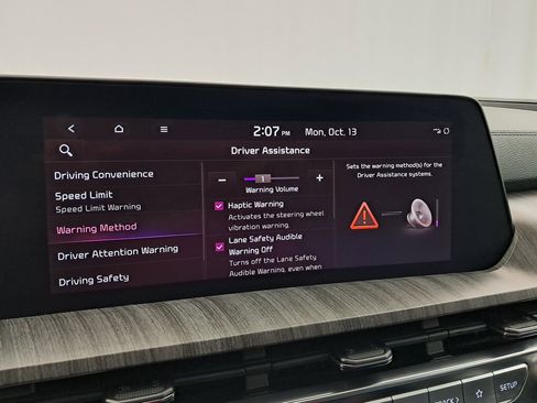 Used 2024 Kia Telluride SX image 29