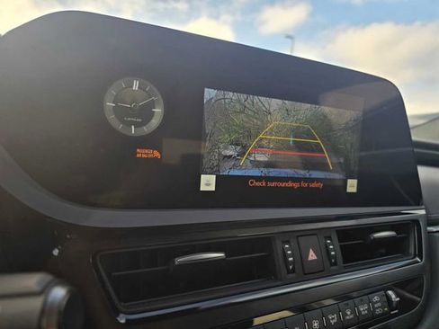 Certified 2024 Lexus ES 350 w/ Accessory Package (Z2) FWD image 28