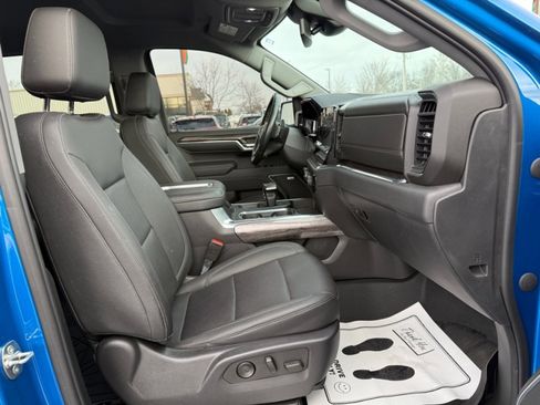 Used 2022 Chevrolet Silverado 1500 LTZ image 11