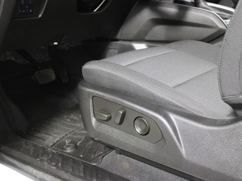 Used 2024 Chevrolet Colorado Trail Boss w/ Technology Package AWD/4WD image 33