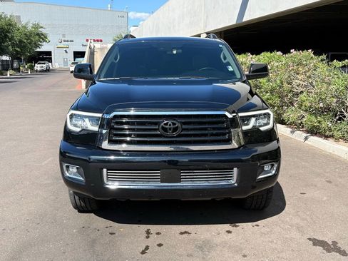 Used 2022 Toyota Sequoia TRD Sport image 5