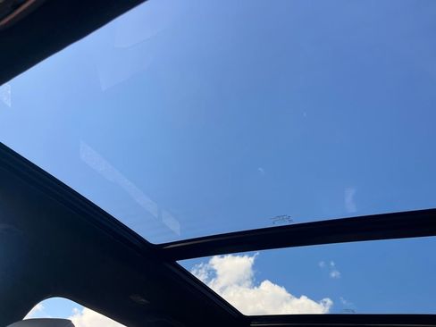 New 2025 Jeep Grand Cherokee Limited image 17