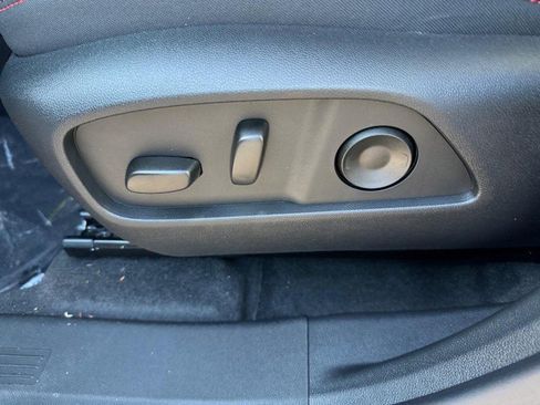 New 2026 Chevrolet Equinox RS image 11