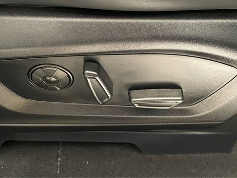 Used 2025 Ford Explorer ST w/ Sun And Sound Package AWD/4WD image 42