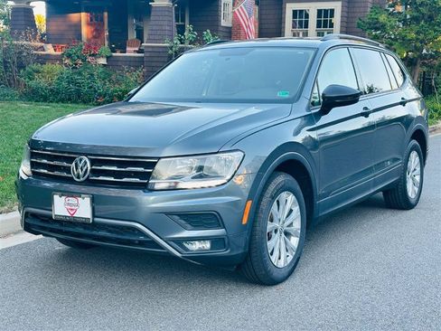 Used 2018 Volkswagen Tiguan S AWD/4WD image 4