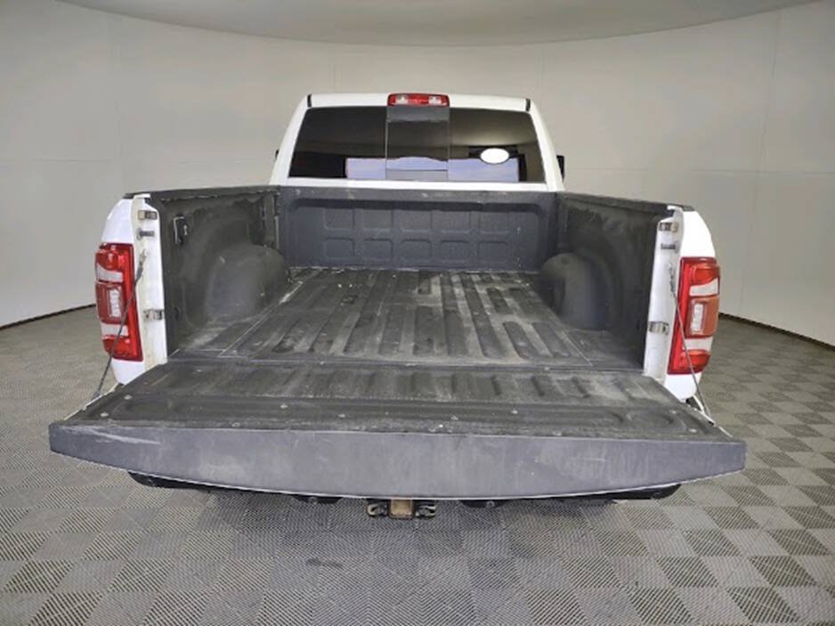 Used 2023 RAM 2500 Laramie AWD/4WD image 9