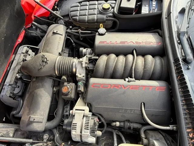 Used 2002 Chevrolet Corvette Convertible w/ Preferred Equipment Group2 RWD image 30