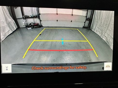 Used 2025 Toyota RAV4 XLE image 36