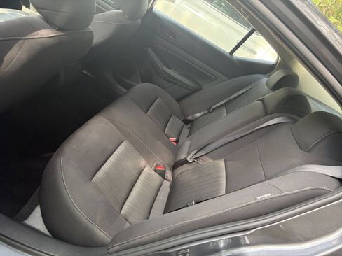 Used 2026 Nissan Altima 2.5 SV FWD image 25