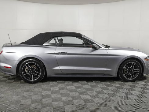 Used 2022 Ford Mustang Premium RWD image 14