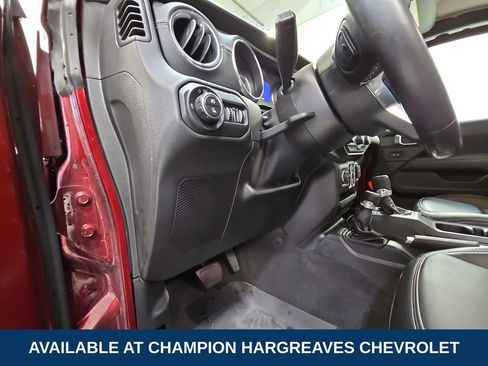Used 2021 Jeep Gladiator Overland w/ Popular Equipment Package image 32