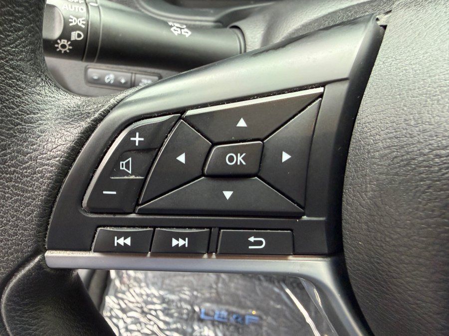 Used 2020 Nissan Leaf S w/ Protection Package FWD image 14