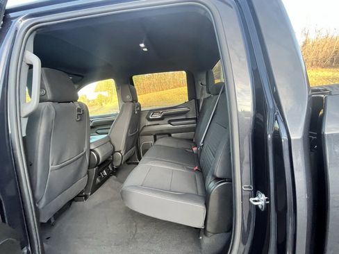 Used 2024 Chevrolet Silverado 1500 LT image 13