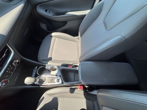 Used 2025 Buick Encore GX Preferred FWD image 36