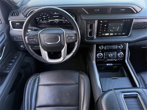 Used 2022 GMC Yukon Denali w/ Max Trailering Package image 13