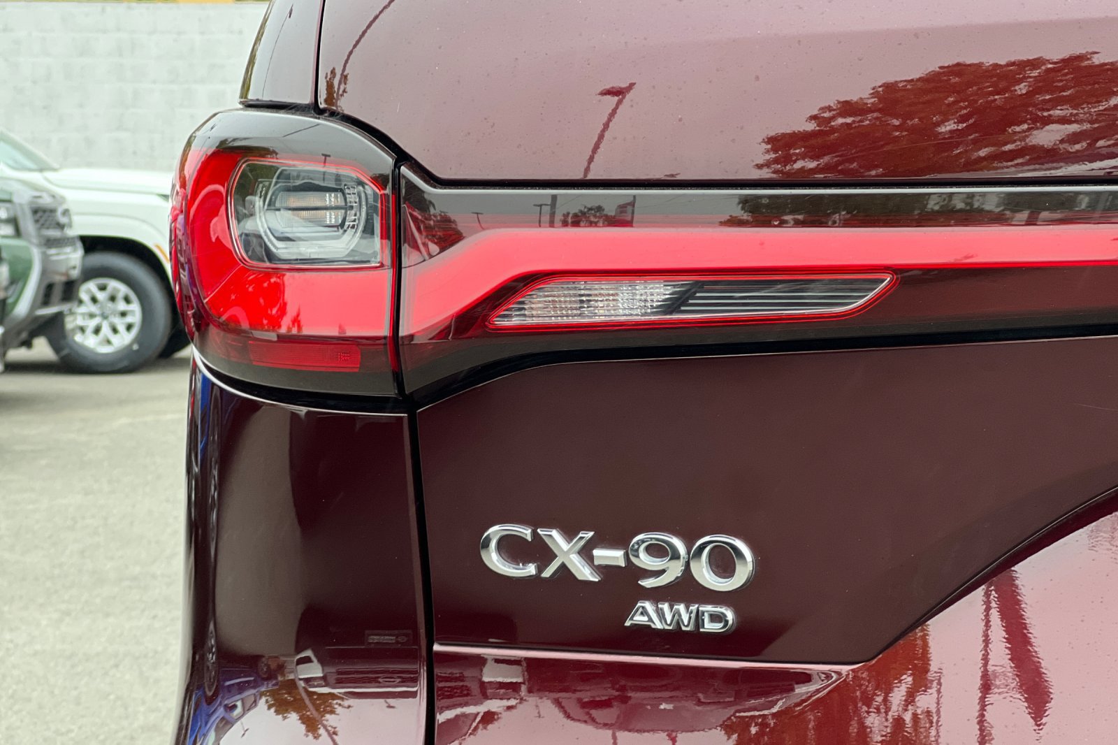 Used 2024 MAZDA CX-90 Plug-In Hybrid w/ Premium Plus AWD/4WD image 35