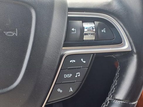 Certified 2020 Lincoln Nautilus Reserve image 15