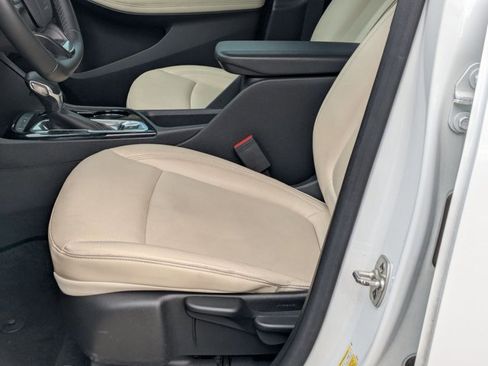 Used 2024 Buick Encore GX Sport Touring FWD image 15