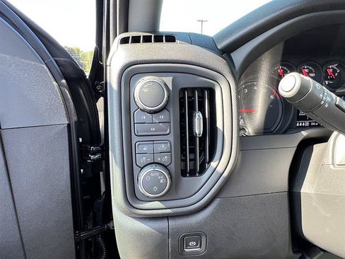 New 2026 Chevrolet Silverado 2500 Custom w/ Custom Value Package AWD/4WD image 12