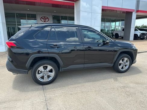 Used 2024 Toyota RAV4 XLE FWD image 8