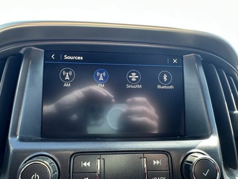 Used 2019 Chevrolet Colorado LT w/ LT Convenience Package image 25