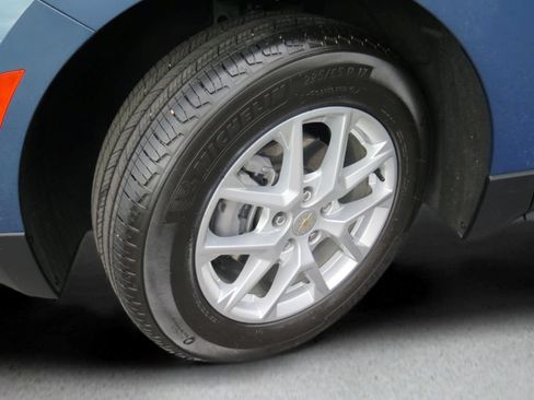Certified 2024 Chevrolet Equinox LT FWD image 25