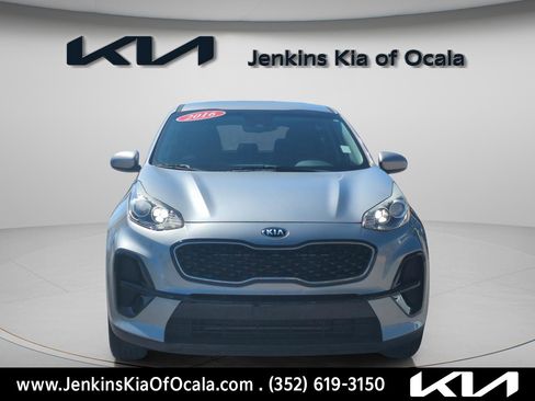 Used 2020 Kia Sportage LX image 7