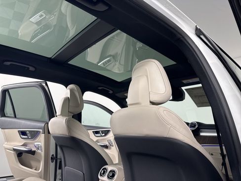 New 2026 Mercedes-Benz GLC 300 4MATIC image 21