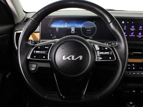 Used 2024 Kia Seltos SX w/ SX Sunroof Package AWD/4WD image 28