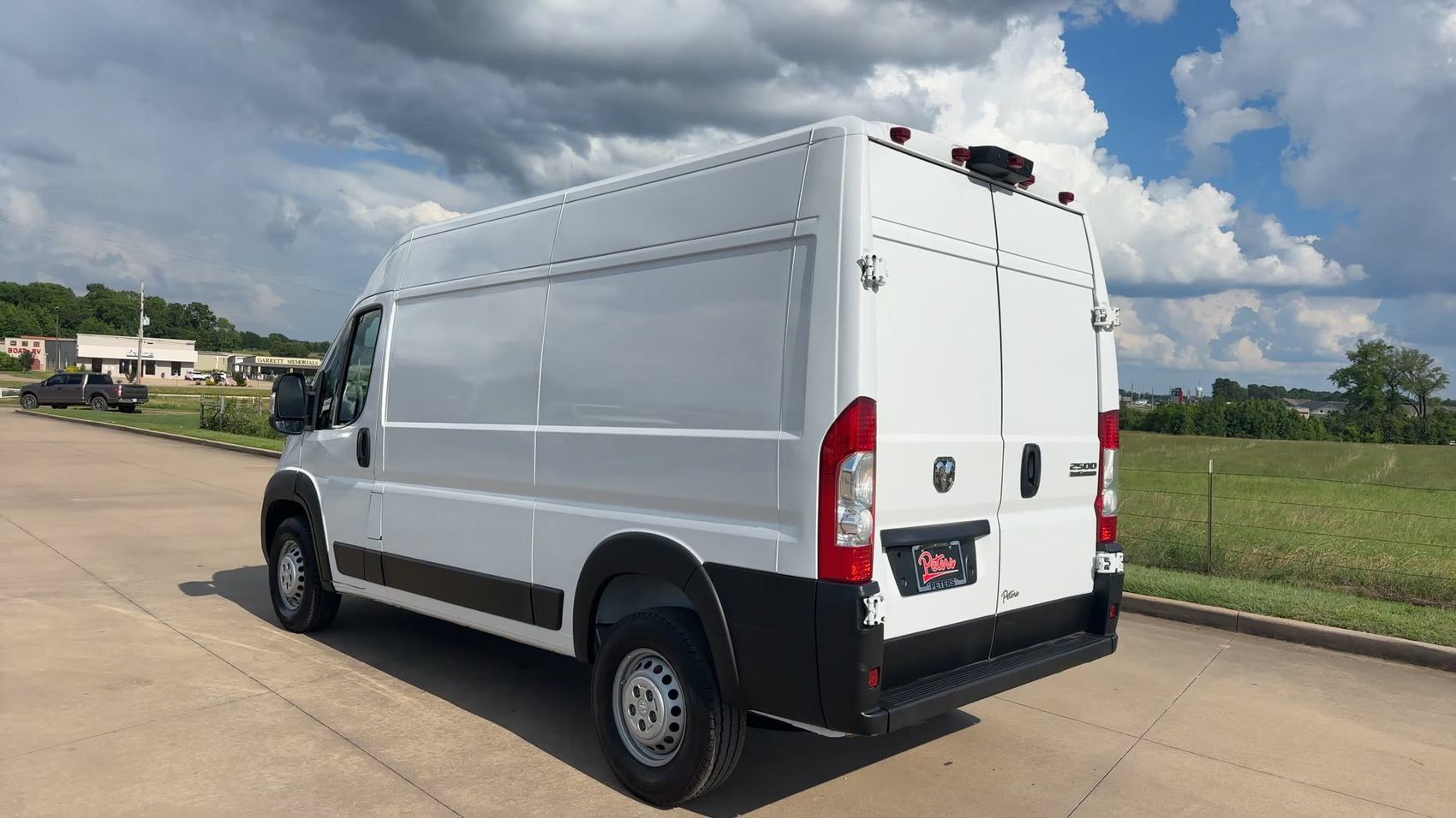 Used 2025 RAM ProMaster 2500 w/ Convenience Group FWD image 7