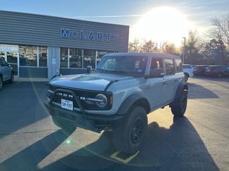 Used 2022 Ford Bronco Wildtrak video 1