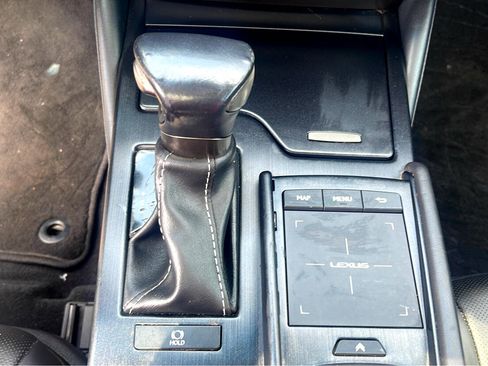 Used 2019 Lexus ES 350 w/ Luxury Package image 23