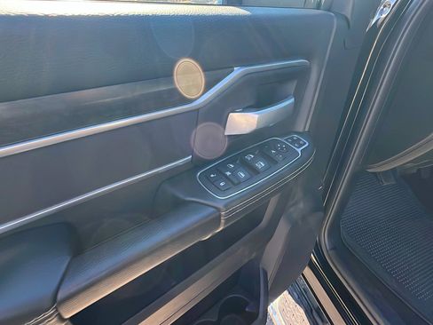 Used 2024 RAM 2500 Big Horn w/ Bed Utility Group image 14