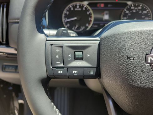 New 2026 Nissan Pathfinder SV AWD/4WD image 17