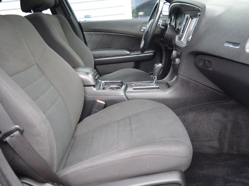 Used 2014 Dodge Charger R/T w/ Wheels & Tunes Group image 20